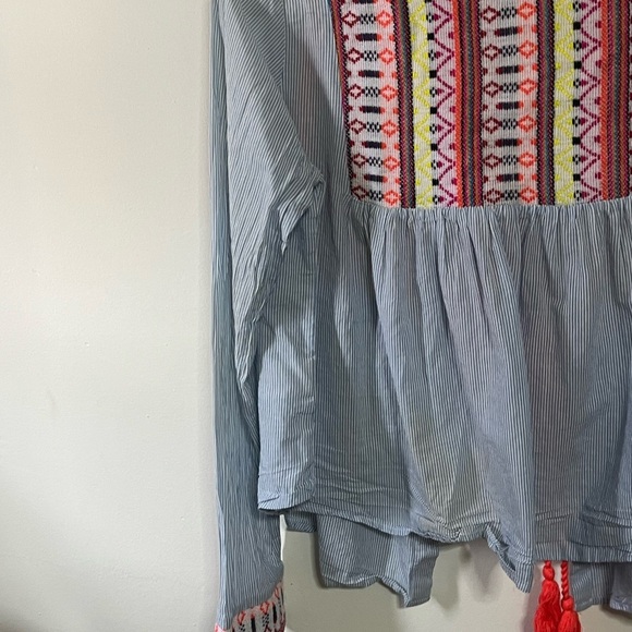 Glamorous Colorful Top Sz 4 - Picture 6 of 9